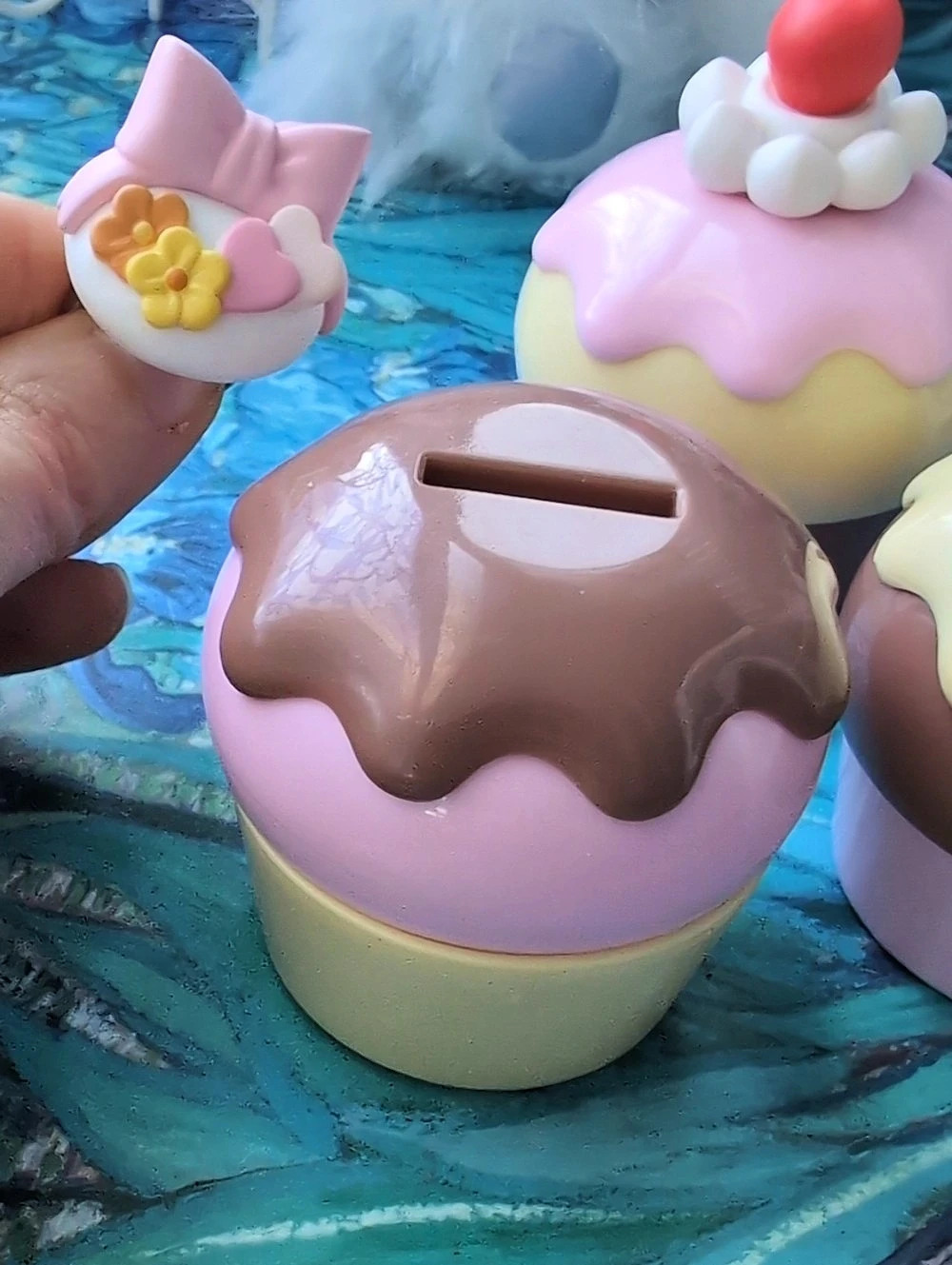 New Sealed Cupcake Gashapon & Novelty Rings From Japan - ADD to BUNDLE for $15 - Picture 9 of 14